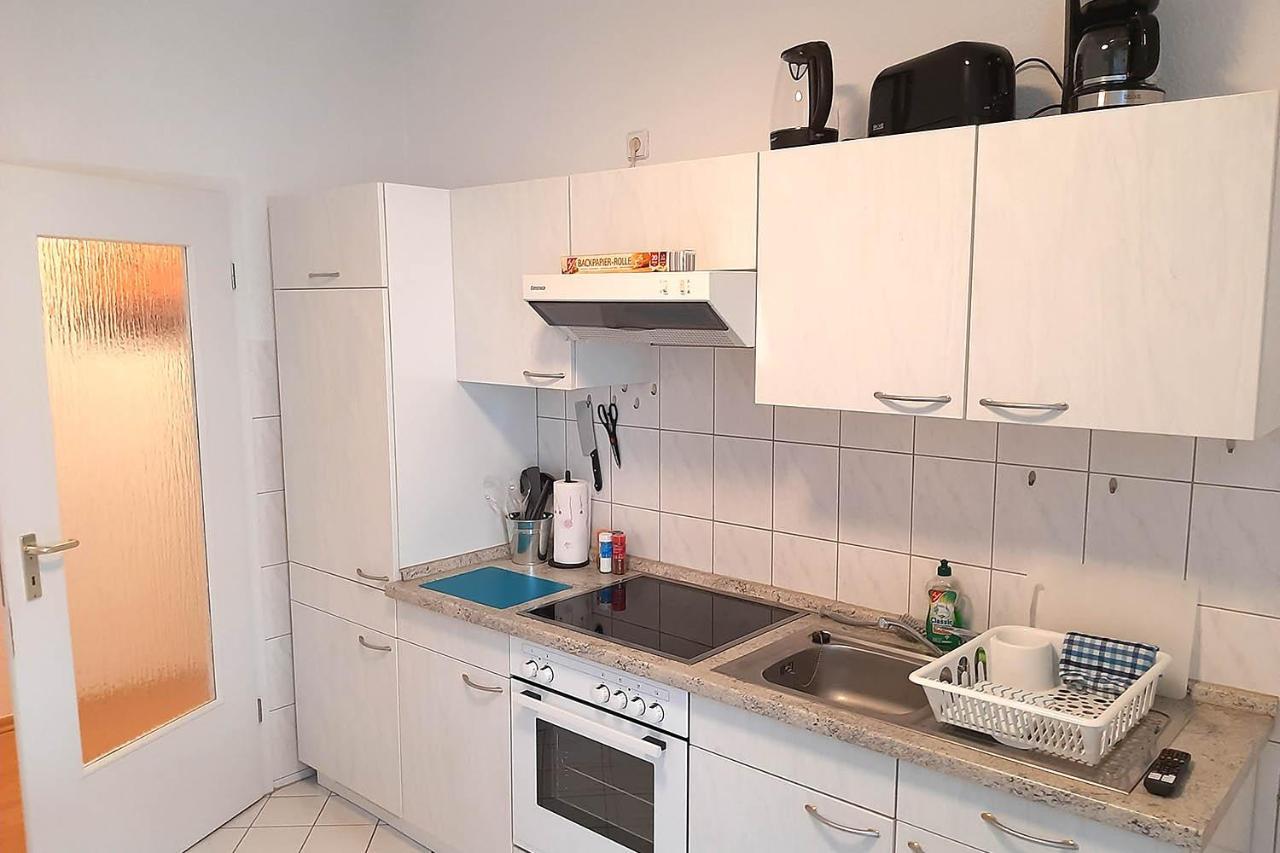 Cozy 2 Room Apartment In Магдебург Екстериор снимка